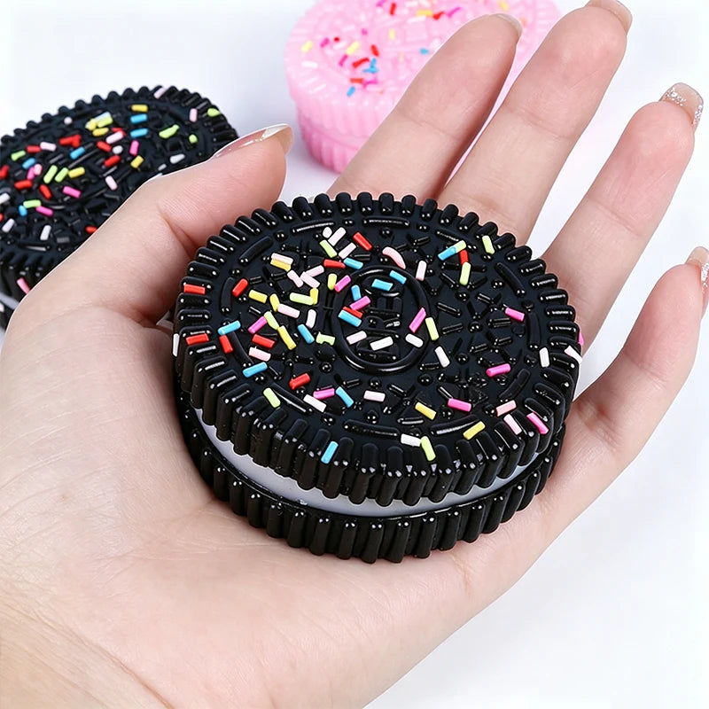 Cookies & Cream Slow-Rise Squishy