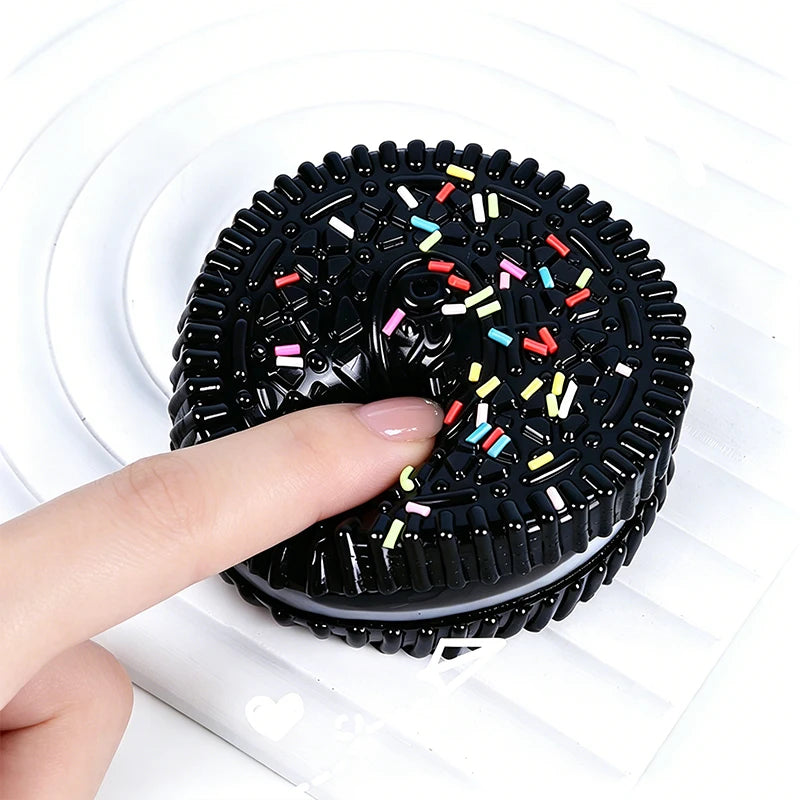 Cookies & Cream Slow-Rise Squishy